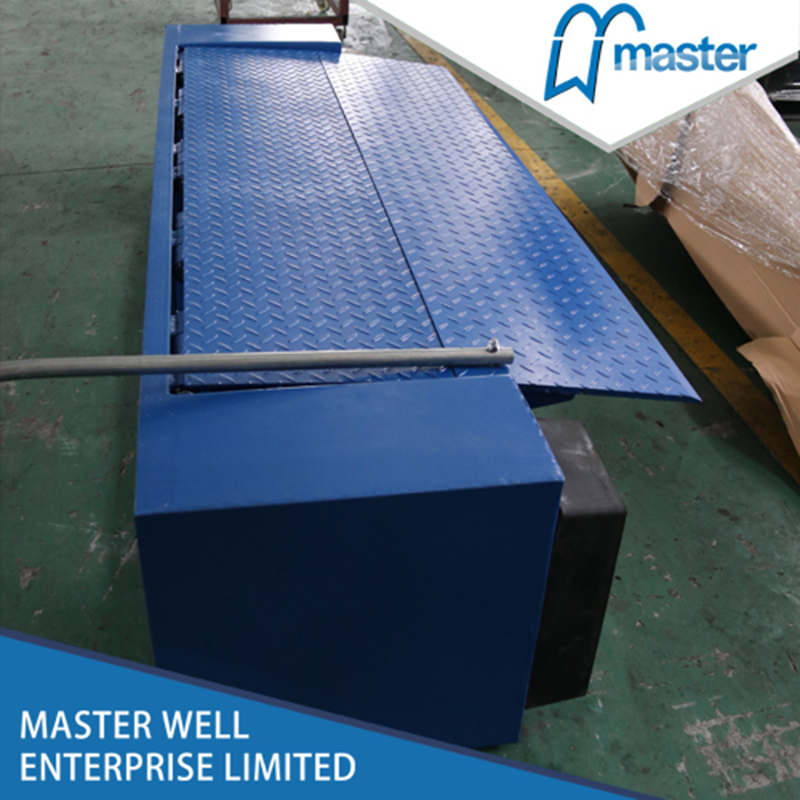 Electric Typical Industrial Loading Dock Leveler