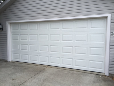 What are the components of a garage door? - Master Well Doors